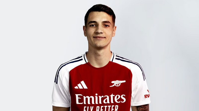 jakub-kiwior-niem-hy-vong-moi-noi-hang-thu-ars