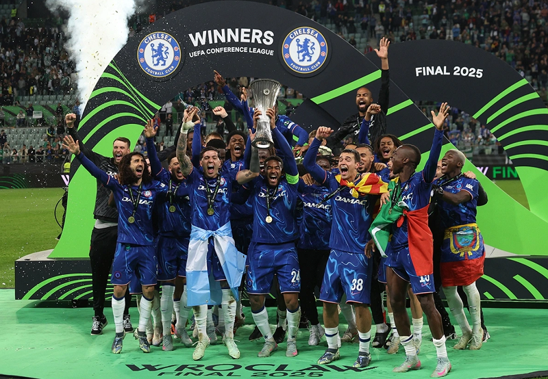 chelsea-so-huu-nhieu-ngoi-sao-dang-cap-du-trinh-do-canh-tranh-ngoi-vuong-champions-league