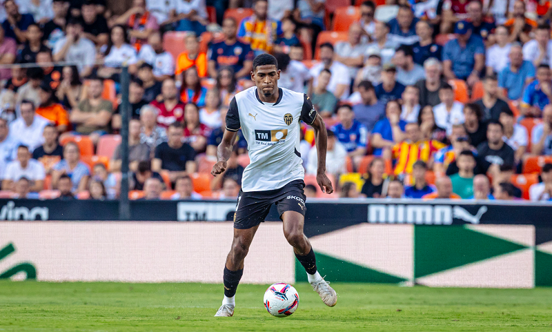 chelsea-tam-tia-trung-ve-valencia-muc-tieu-so-1-de-hlv-maresca-nang-tam